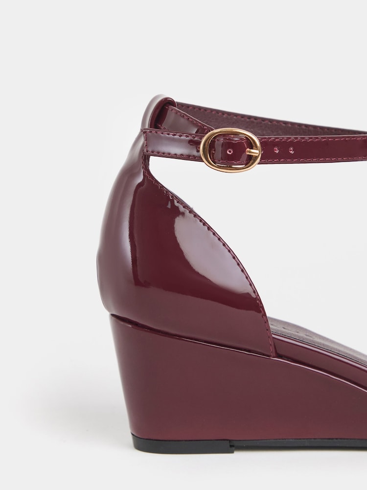 JD Williams Red Wide Fit Wedge Two Part Heels - Image 4 of 4 JD Williams Red Wide Fit Wedge Two Part Heels - Image 4 of 4