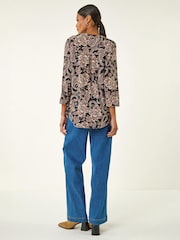 Roman Natural Paisley Print V-Neck Stretch Top - Image 3 of 4