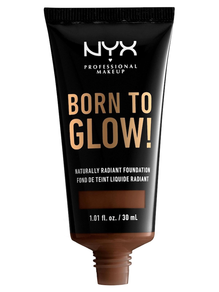 NYX Professional Make Up Born To Glow! Naturally Radiant Foundation - Image 2 of 4 NYX Professional Make Up Born To Glow! Naturally Radiant Foundation - Image 2 of 4