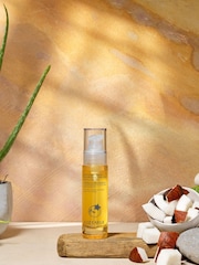 Liz Earle Botanical Shine™ Nourishing Hair Oil 50ml - Image 4 of 4