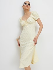 River Island Short Sleeve Broderie Midi Dress - Imagen 1 de 4
