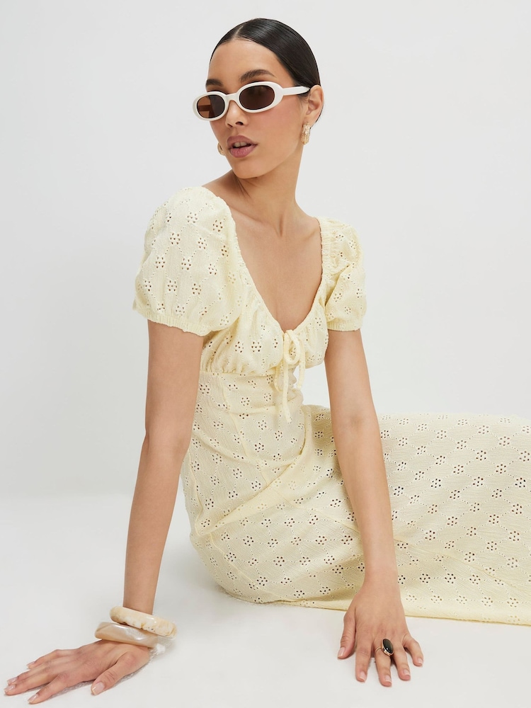 River Island Short Sleeve Broderie Midi Dress - Imagen 4 de 4