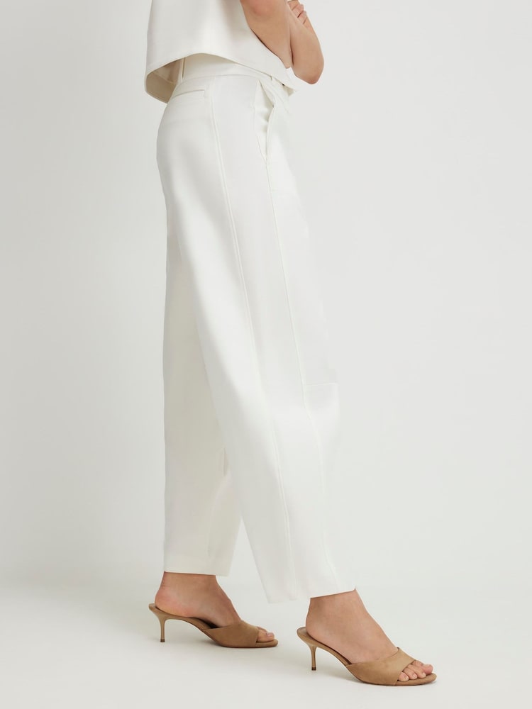River Island White Cotton Blend Barrel Leg Trousers - Image 2 of 4 River Island White Cotton Blend Barrel Leg Trousers - Image 2 of 4