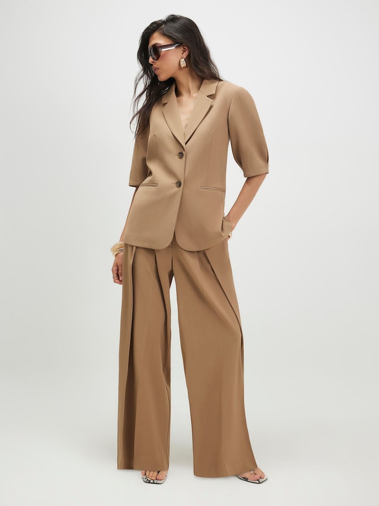 River Island Brown High Rise Belted Barrel Leg Trousers - Image 1 of 4 River Island Brown High Rise Belted Barrel Leg Trousers - Image 1 of 4