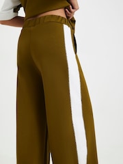 River Island Green Petite Premium Colour Block Wide Leg Trousers - Image 4 of 4