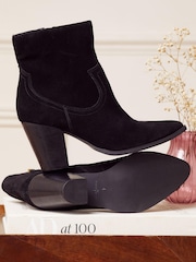 Love & Roses Black Mid Heel Ankle Zip Western Boot - Image 4 of 4