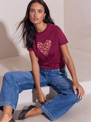 Lipsy Red Boyfriend Wear It With Love T-Shirt - Image 3 of 5