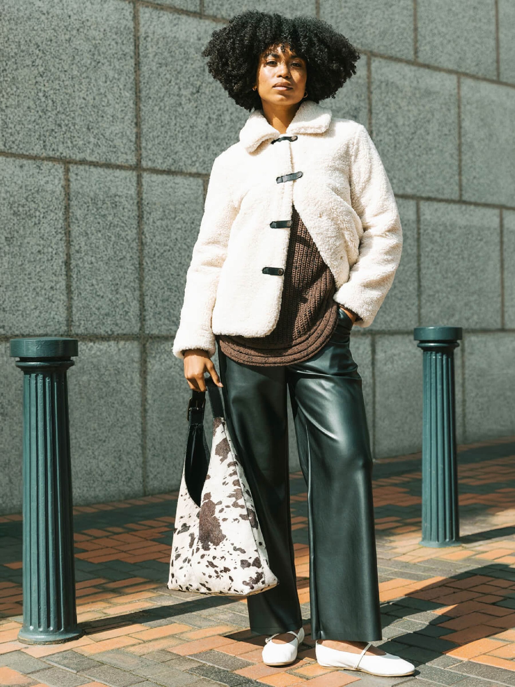 Roman Women's Cream Textured Borg Collared Jacket In Size 20 - Image 3