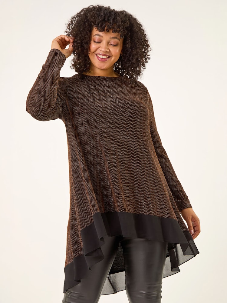 Marrón - Blusa tipo túnica con dobladillo de gasa brillante y curva Roman - Imagen 1 de 4 Marrón - Blusa tipo túnica con dobladillo de gasa brillante y curva Roman - Imagen 1 de 4