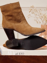 Love & Roses Brown Mid Heel Ankle Zip Western Boot - Image 4 of 4
