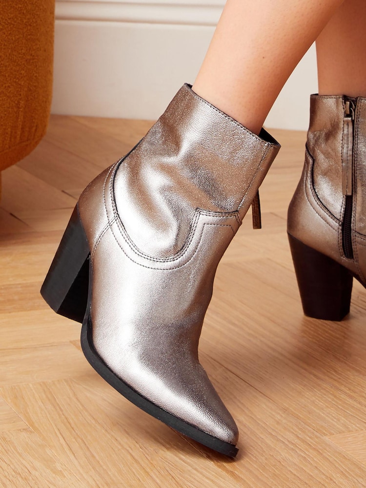 Love & Roses Silver Mid Heel Ankle Zip Western Boot - Image 2 of 4
