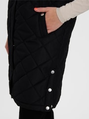 VERO MODA Black Quilted Padded Gilet with Cosy Teddy Lining - Image 4 of 5