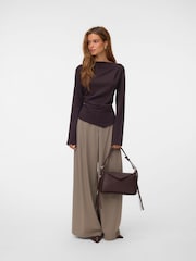 Vero Moda Brown Long Sleeve Cinched Waist Boat Neck Top - Image 3 of 5