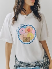 White Oversize Biscuit Graphic T-Shirt - Image 4 of 8