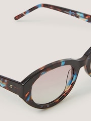 Gafas de sol ovaladas Monsoon de acetato con montura de carey - Imagen 2 de 3