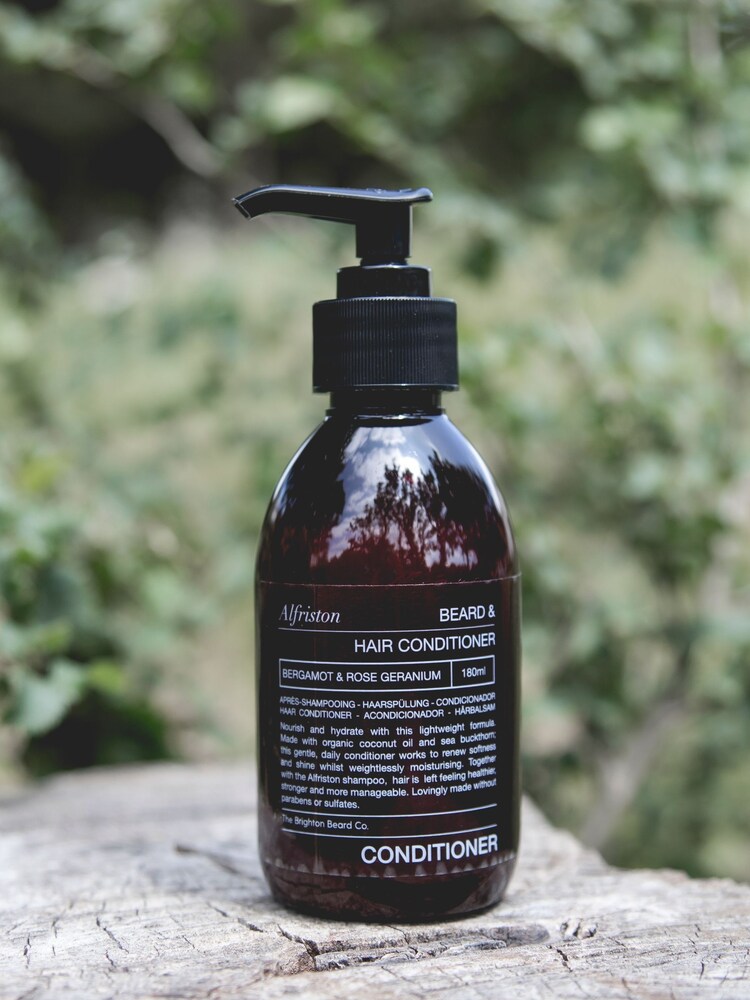 The Brighton Beard Co. Alfriston Bergamot and Rose Geranium Beard and Hair Conditioner - Image 2 of 3