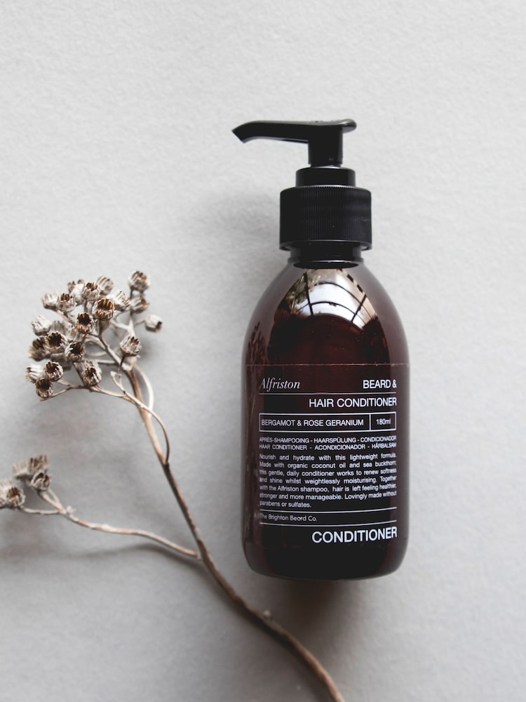The Brighton Beard Co. Alfriston Bergamot and Rose Geranium Beard and Hair Conditioner - Image 3 of 3