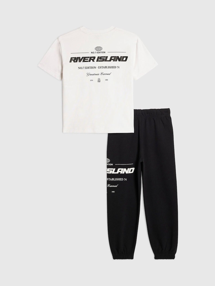 River Island White River Athelesuire T-Shirt & Jogger Set - Image 2 of 5