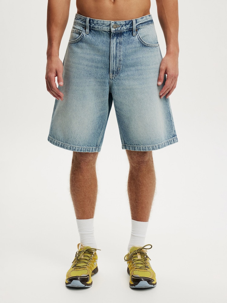 Cotton On Blue Baggy Denim Shorts - Image 1 of 5 Cotton On Blue Baggy Denim Shorts - Image 1 of 5
