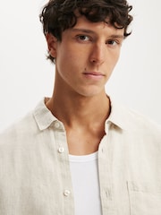 Crema - Cotton On Relaxed Linen Long Sleeve Shirt - Imagen 5 de 6