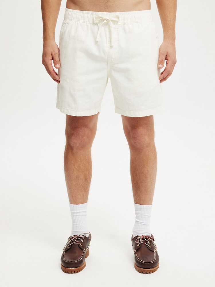 Weiß - Cotton On Easy Shorts - Bild 1 von 7