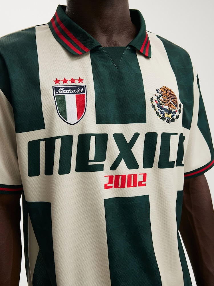 Cotton On Green Soccer Jersey Top - Image 4 of 4 Cotton On Green Soccer Jersey Top - Image 4 of 4