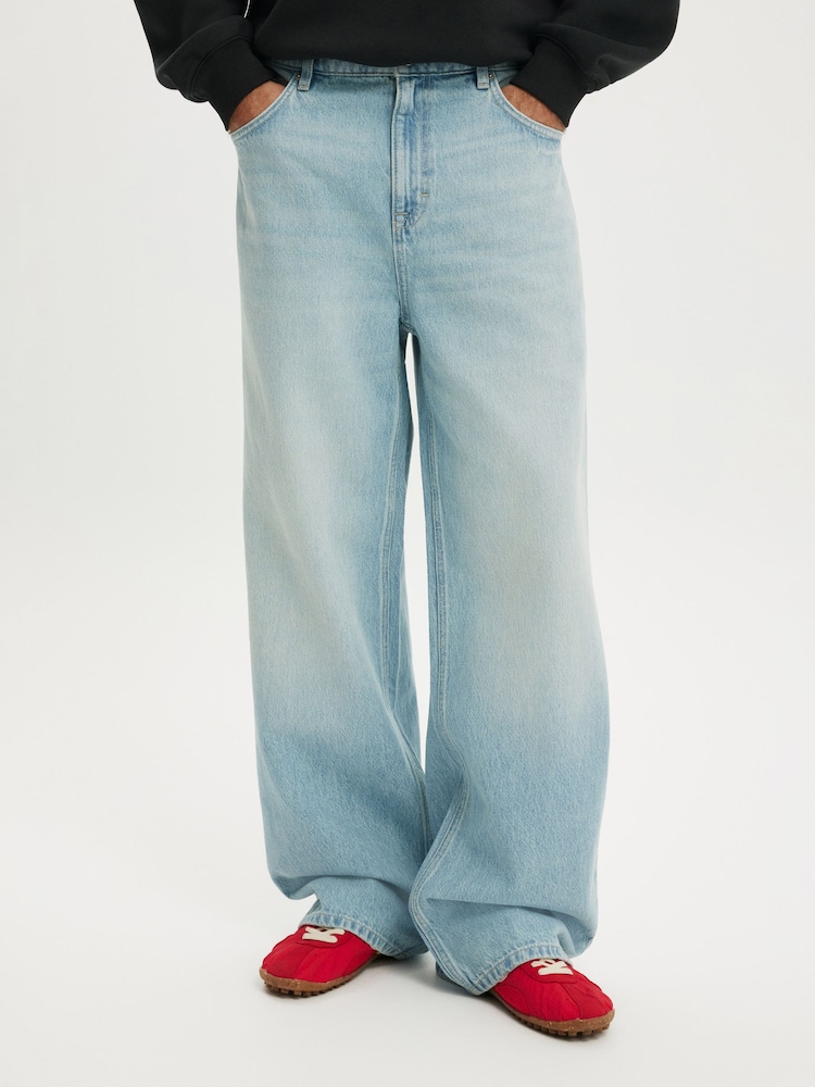 Blau - Cotton On Relaxed Baggy Jeans - Bild 1 von 6 Blau - Cotton On Relaxed Baggy Jeans - Bild 1 von 6