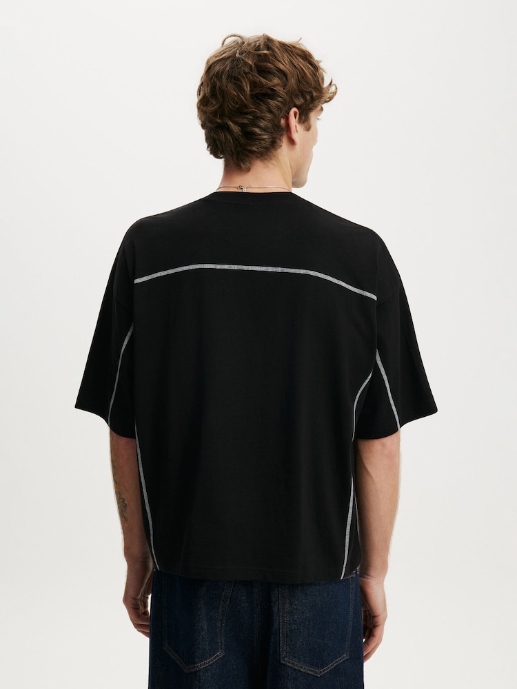 Cotton On Black Cropped Fit Graphic T-Shirt - Image 2 of 4