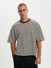 Bitter Brown Stripe - Cotton On חולצת טי קרופ - תמונה 1 מתוך 4