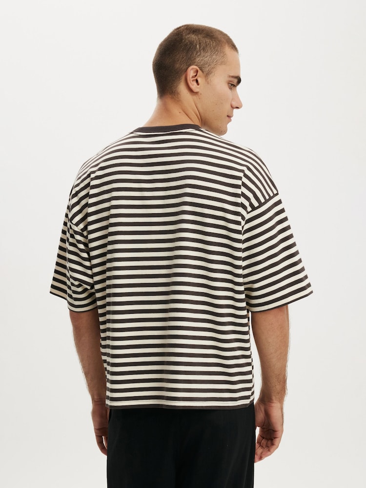 Bitter Brown Stripe - Cotton On חולצת טי קרופ - תמונה 2 מתוך 4 Bitter Brown Stripe - Cotton On חולצת טי קרופ - תמונה 2 מתוך 4
