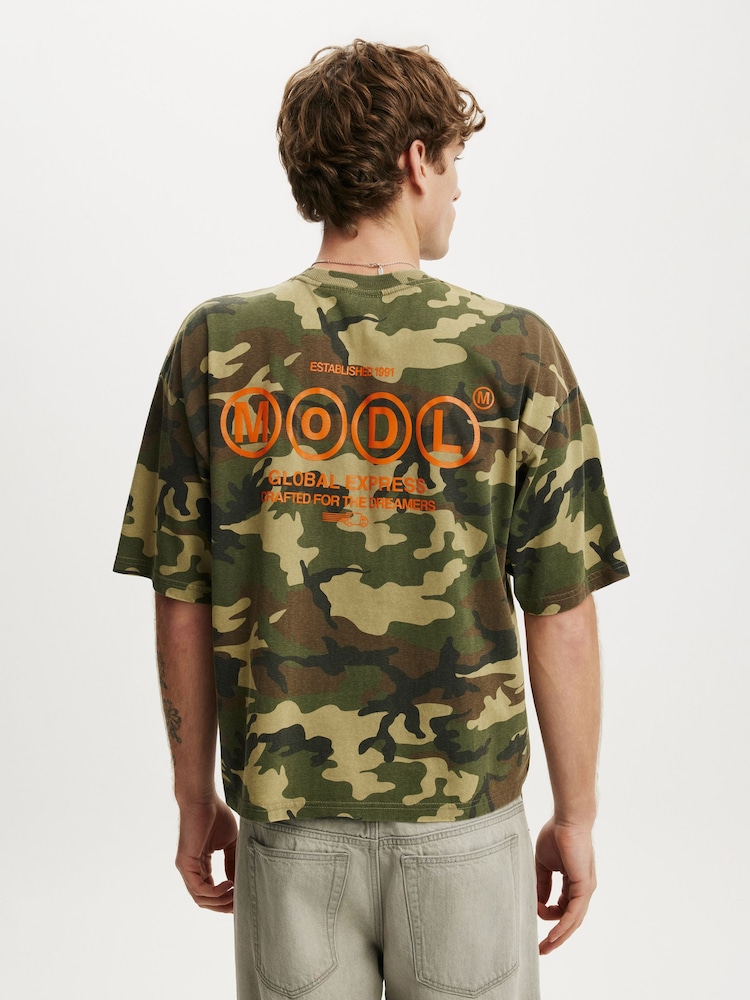 Cotton On Green Camo Cropped Fit Graphic T-Shirt - Image 2 of 4