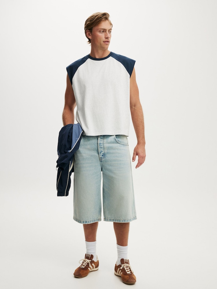 Cotton On White Cropped Fit Muscle Vest - Image 2 of 4 Cotton On White Cropped Fit Muscle Vest - Image 2 of 4