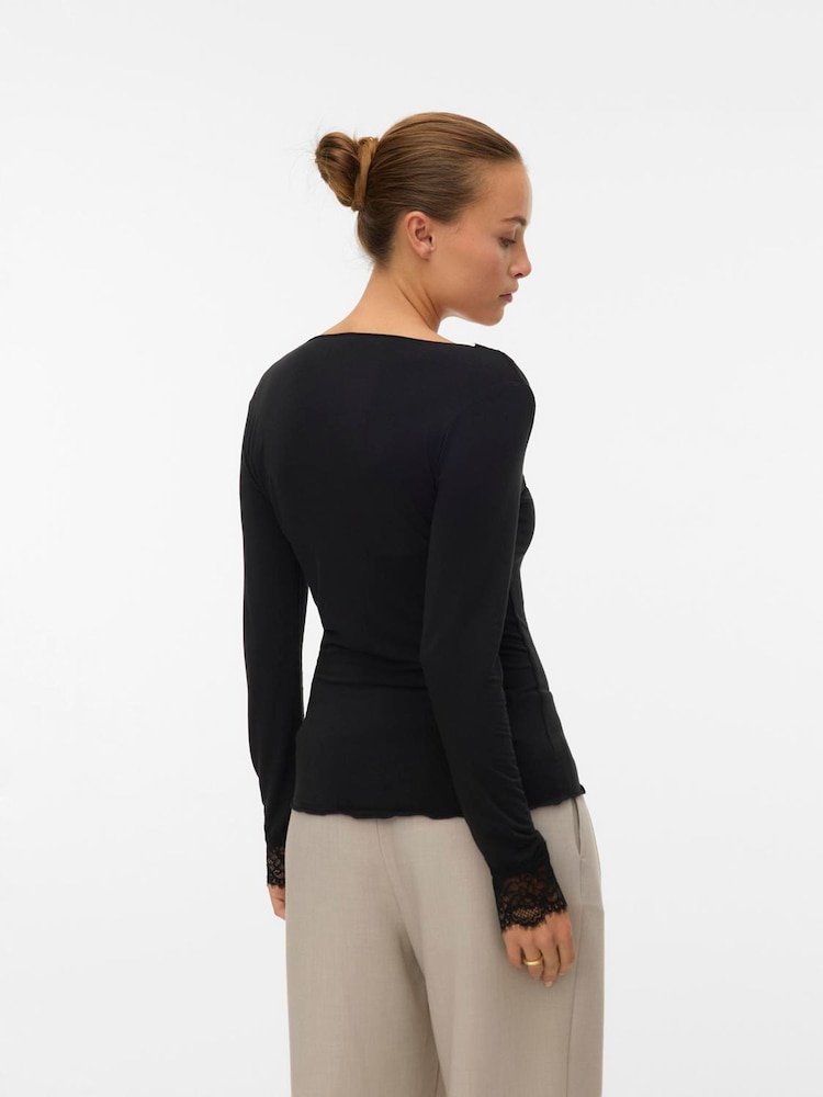 VERO MODA Black Long Sleeve V-Neck Lace Trim Top - Image 2 of 5 VERO MODA Black Long Sleeve V-Neck Lace Trim Top - Image 2 of 5