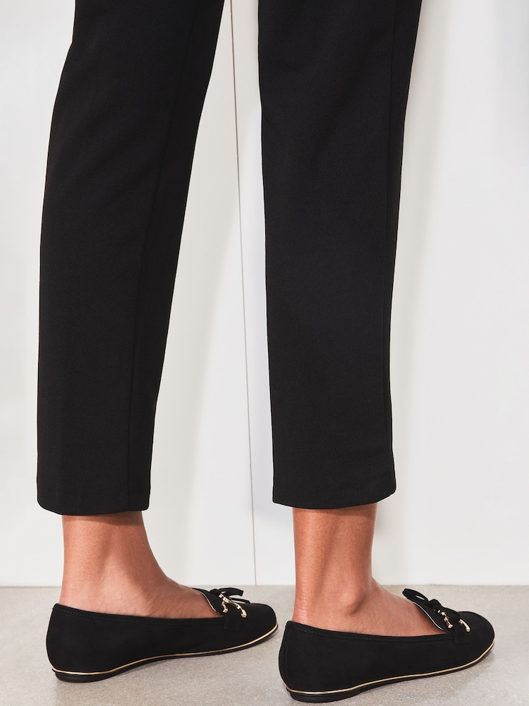 Lipsy Loafer mit Schleife und Kette - Bild 4 von 4 Lipsy Loafer mit Schleife und Kette - Bild 4 von 4