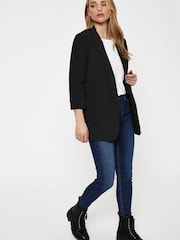 Pieces Black Relaxed Ruched Sleeve Workwear Blazer - Image 4 of 4