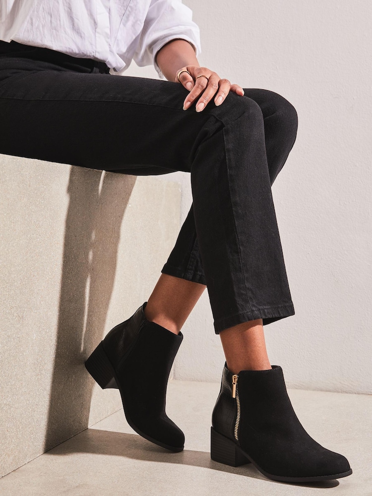 Lipsy Strukturierte Stiefeletten mit seitlichem Reissverschluss - Bild 4 von 4