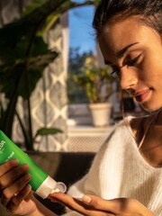 Weleda Skin Food 30ml - Image 5 of 5