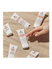 Kiehl's Ultra Light Daily UV Defense 30ml - Image 2 of 3