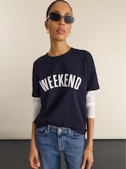 T-shirt Baukjen Shay à slogan superposé - Image 1 de 4