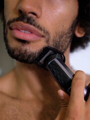BaByliss 11 in 1 Carbon Multi Trimmer - Image 3 of 5