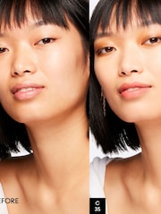 MAC Studio Fix Fluid SPF15 Foundation - Image 3 of 3