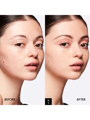 MAC Studio Fix Fluid SPF15 Foundation - Image 3 of 3