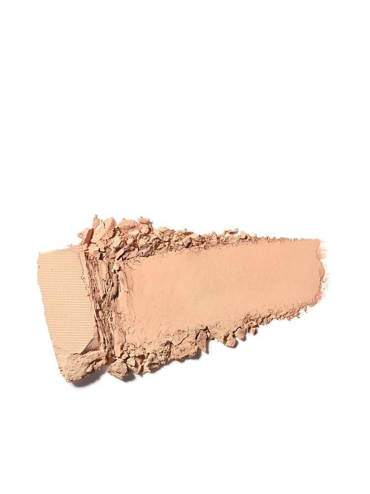 MAC Studio Fix Powder Plus Foundation - Image 2 of 5 MAC Studio Fix Powder Plus Foundation - Image 2 of 5