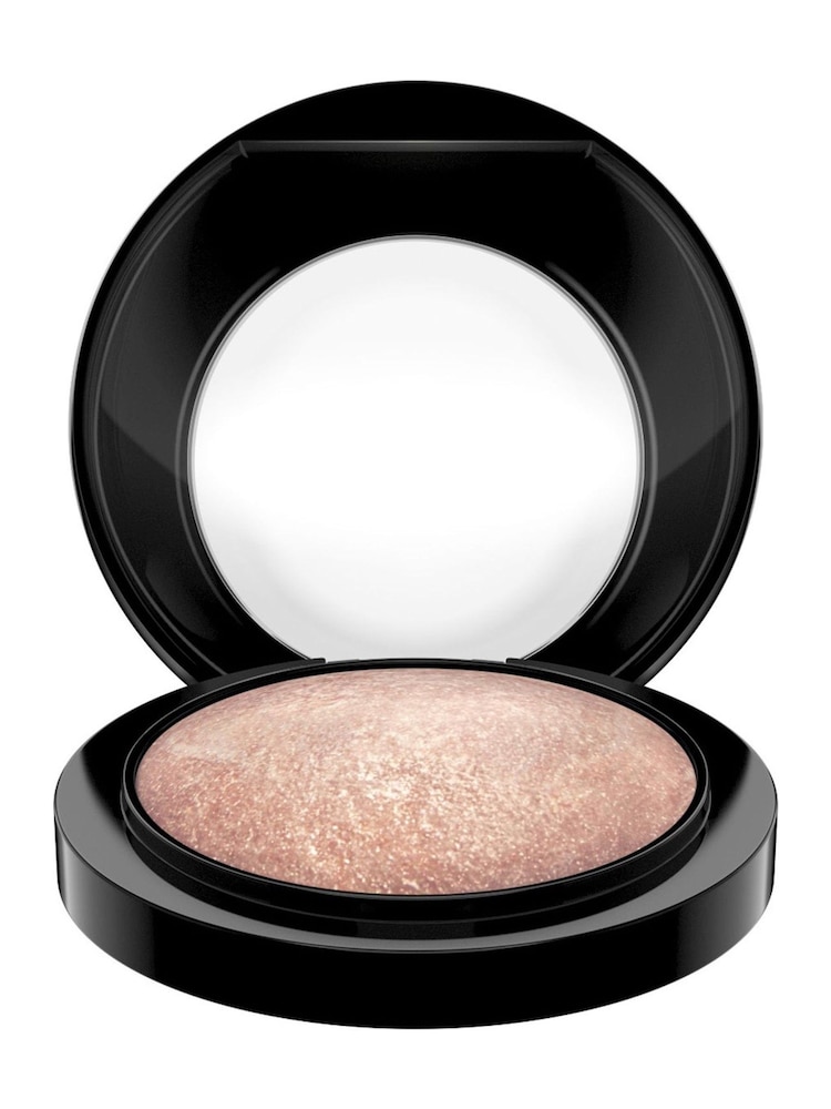 MAC Mineralize Skinfinish - Image 1 of 4