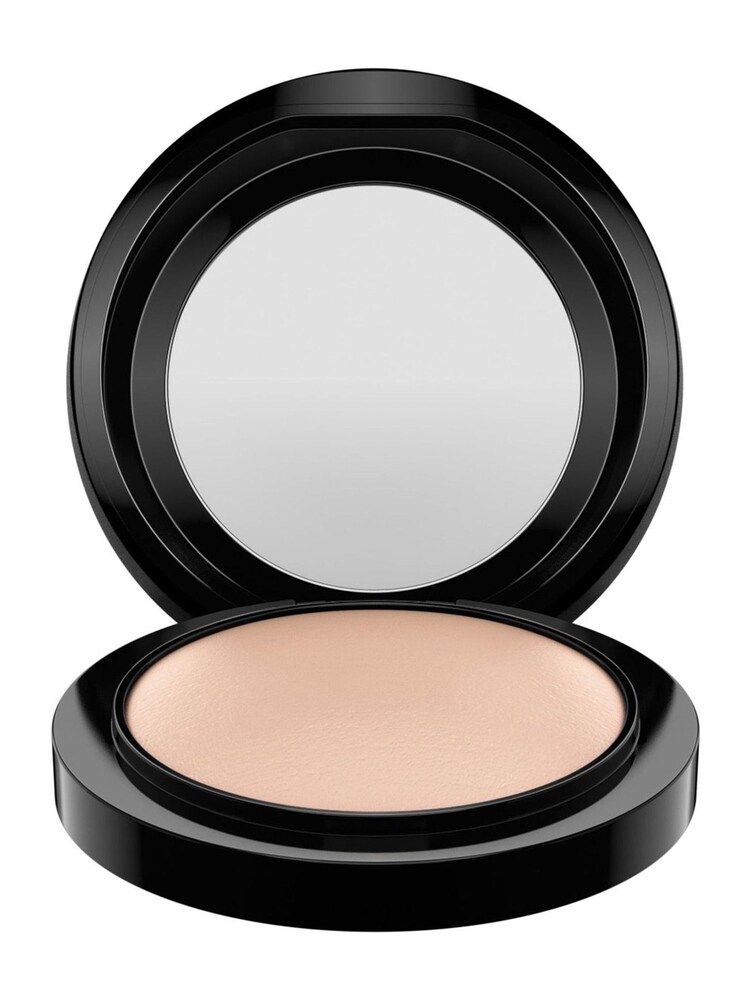 MAC Mineralize Skinfinish - Image 1 of 4 MAC Mineralize Skinfinish - Image 1 of 4