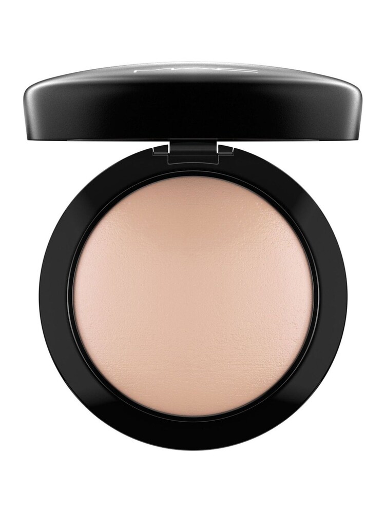 MAC Mineralize Skinfinish - Image 2 of 4 MAC Mineralize Skinfinish - Image 2 of 4