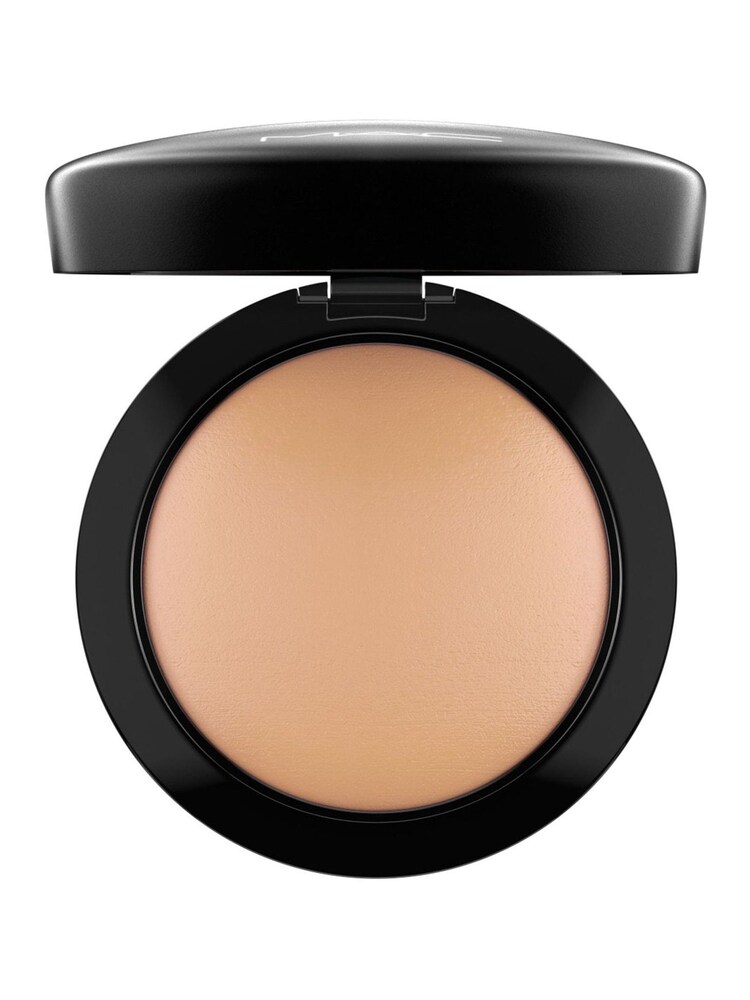 MAC Mineralize Skinfinish - Image 2 of 4 MAC Mineralize Skinfinish - Image 2 of 4