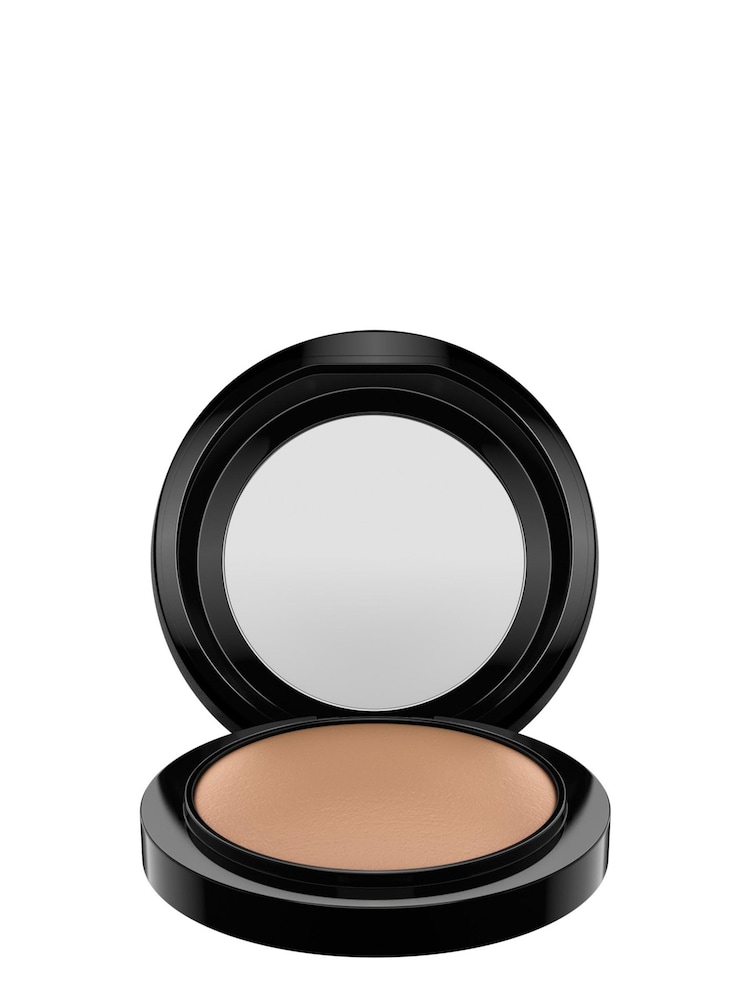 MAC Mineralize Skinfinish - Image 1 of 3