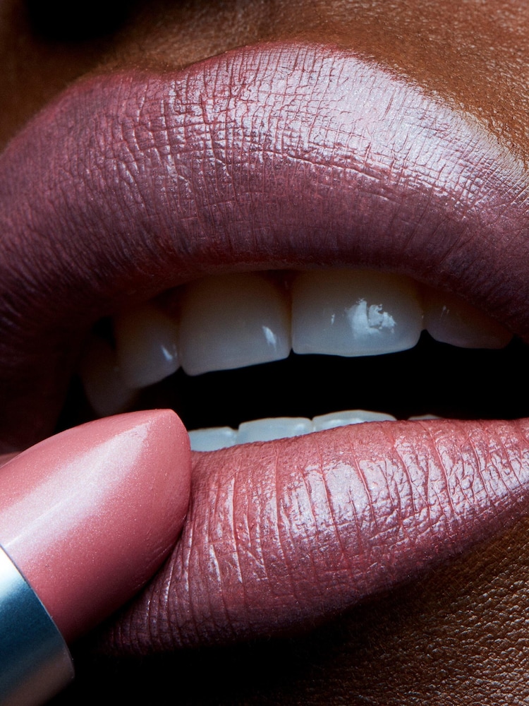 MAC Cremesheen Lipstick - Image 5 of 5