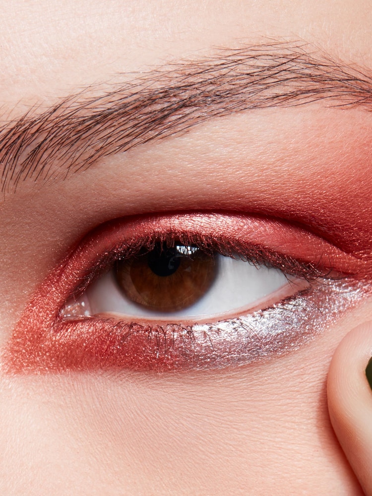 MAC Small Eye Shadow - Image 5 of 5